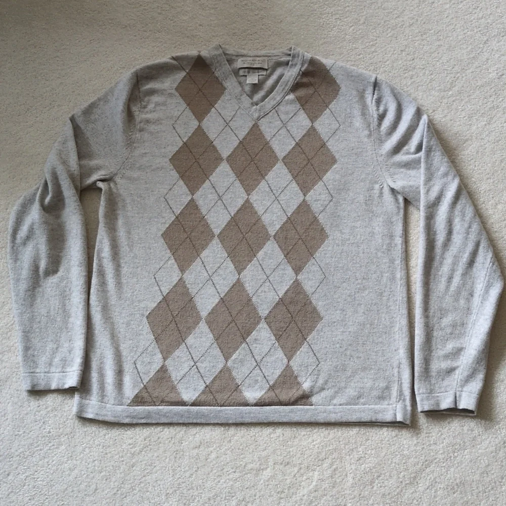 Banana Republic sweater cotton cashmere argyle Preppy Neutral V neck M